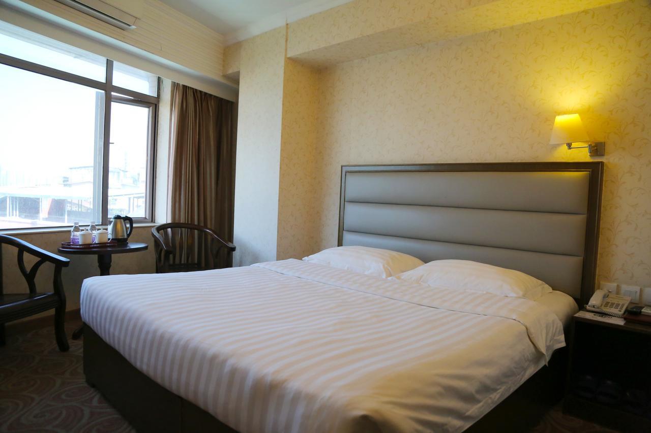 Towns Well Hotel Макао Екстер'єр фото